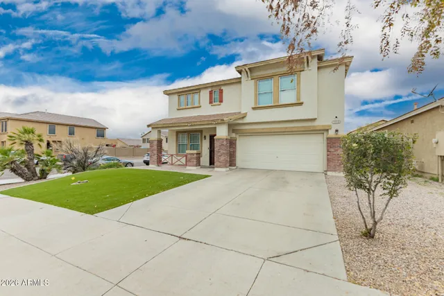a view of outdoor space yard and patio