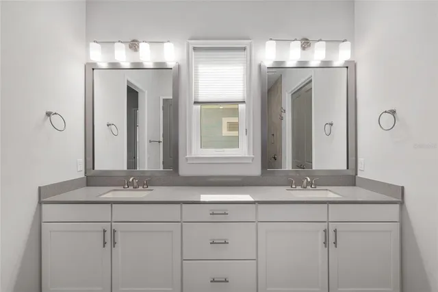 $652,500 | 11890 Southwest 33 Lane, Gainesville, FL 32608