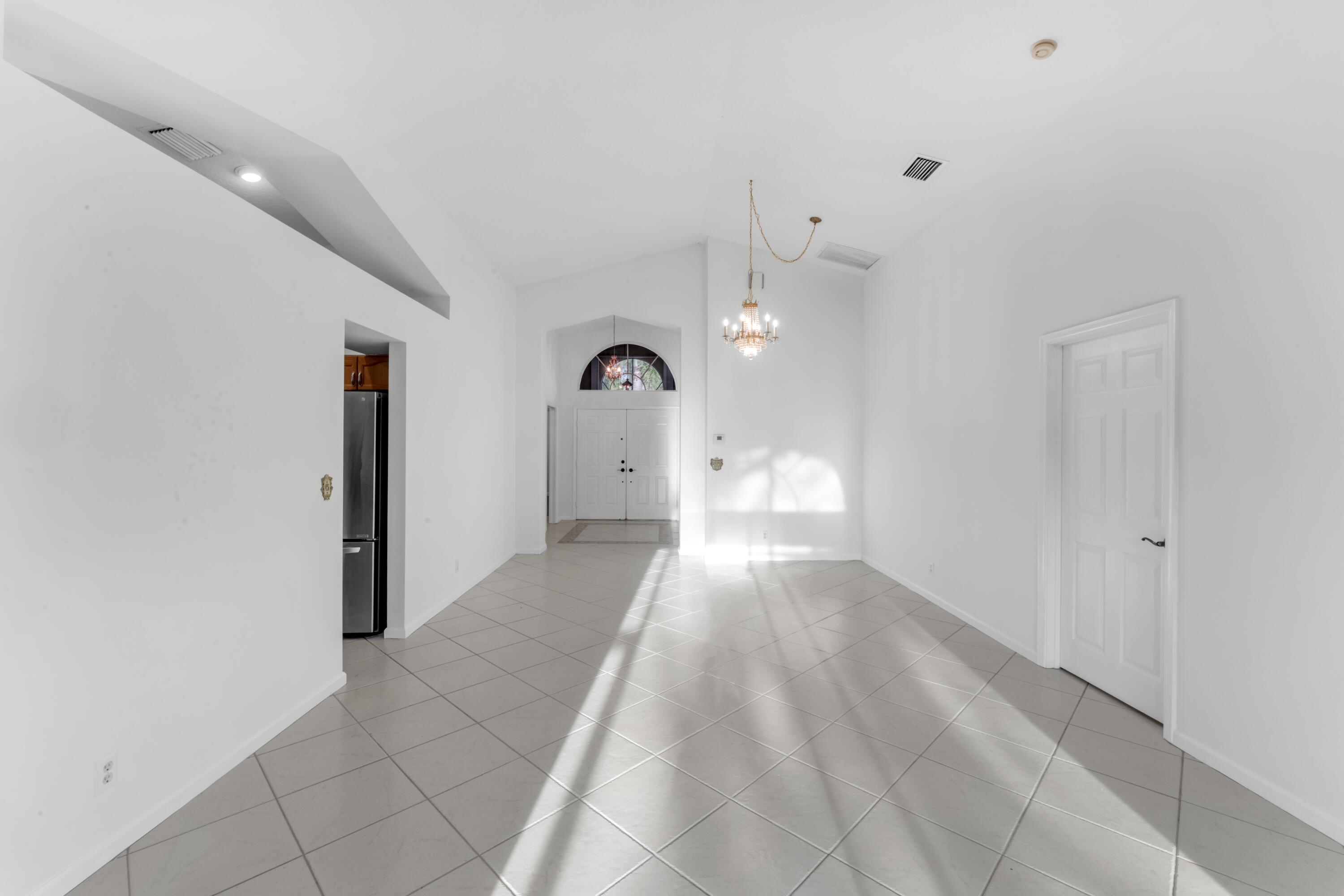 2705 Pointe Circle Greenacres, FL 33413 - Photo 9 of 46 JSLUXEMEDIA (74)