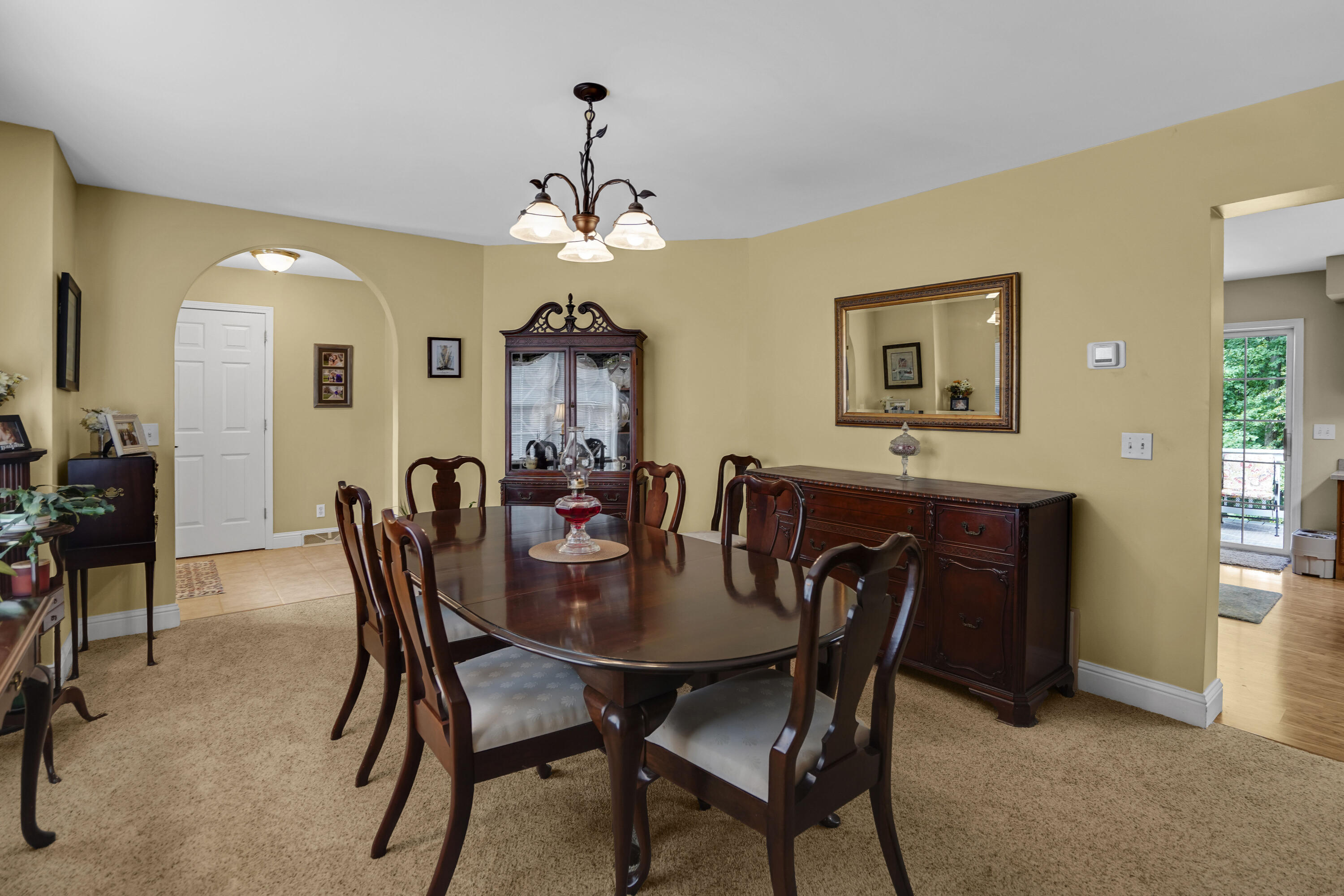 401 Whisperway Road Moneta, VA 24121 - Photo 16 of 60 Dining Room