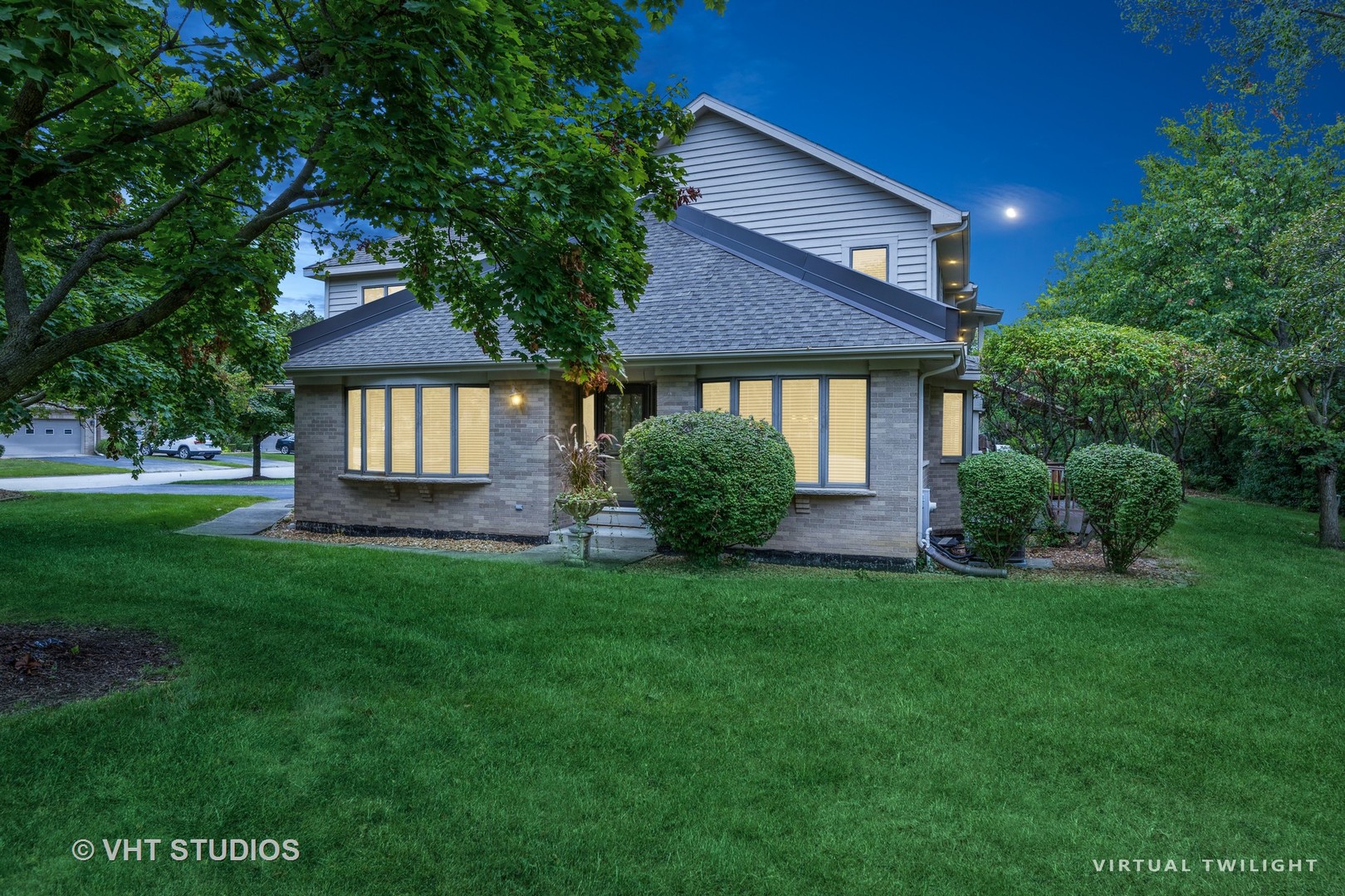 229 Shea Drive Flossmoor, IL 60422 - Photo 25 of 25 a front view of a house with a yard and trees