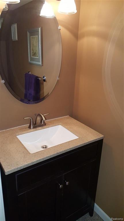 133 Saxon Court Rochester Hills, MI 48307 - Photo 36 of 42