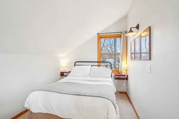 $775,000 | W9350 County Road, Poynette, WI 53955