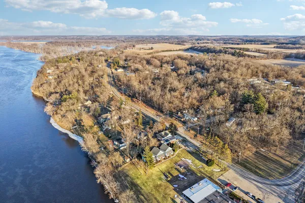 $775,000 | W9350 County Road, Poynette, WI 53955