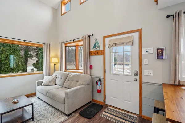 $775,000 | W9350 County Road, Poynette, WI 53955