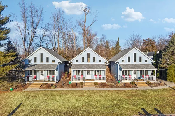 $775,000 | W9350 County Road, Poynette, WI 53955