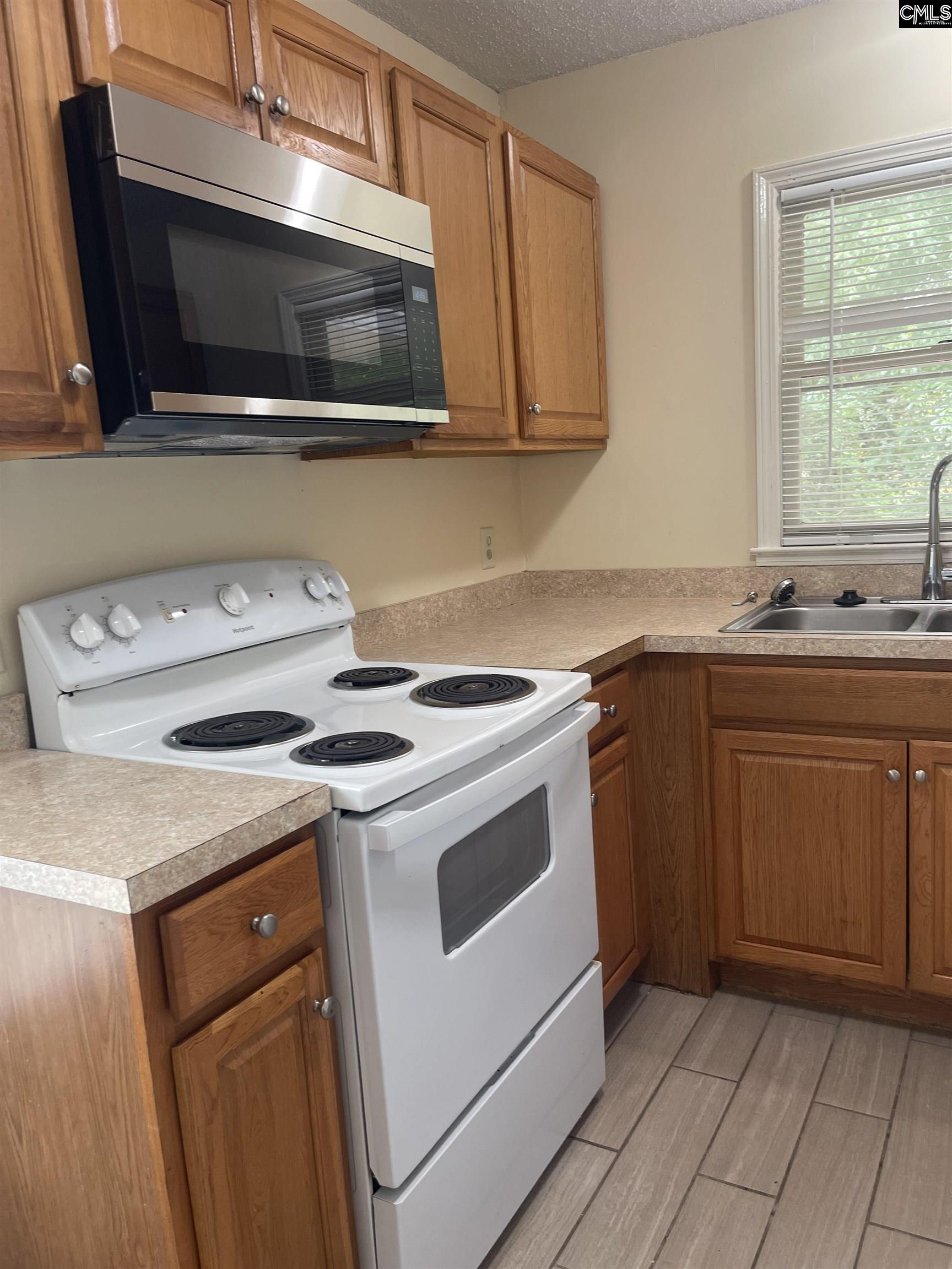 125 Misty Oak Road, Unit B Columbia, SC 29223 - Photo 5 of 15