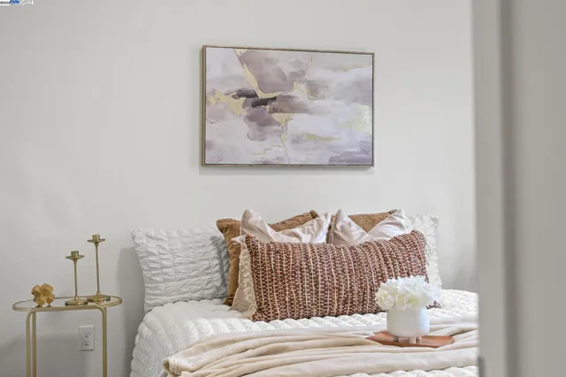 $1,175,000 | 2336 Carbondale Way, Dublin, CA 94568