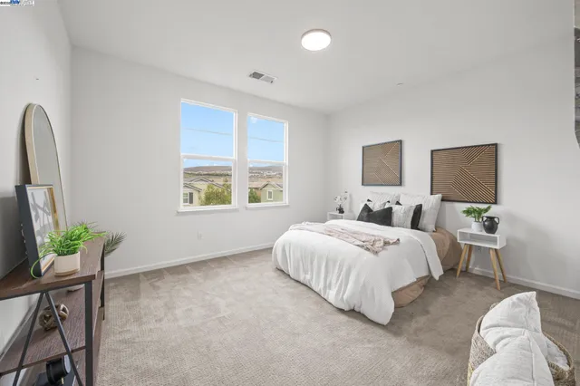 $1,175,000 | 2336 Carbondale Way, Dublin, CA 94568