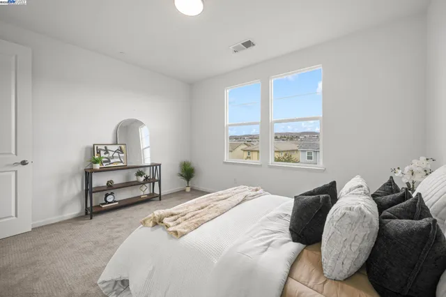 $1,175,000 | 2336 Carbondale Way, Dublin, CA 94568