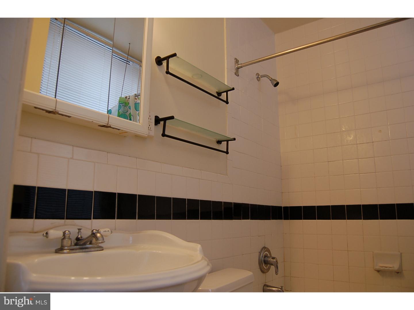 1324 Locust Street, Unit 1012 Philadelphia, PA 19107 - Photo 19 of 24 Bathroom