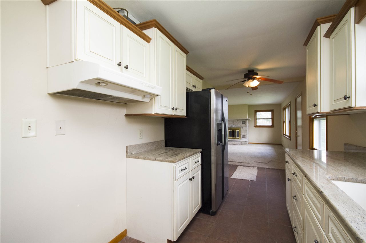 8520 Decatur Road Fort Wayne, IN 46816 - Photo 6 of 33