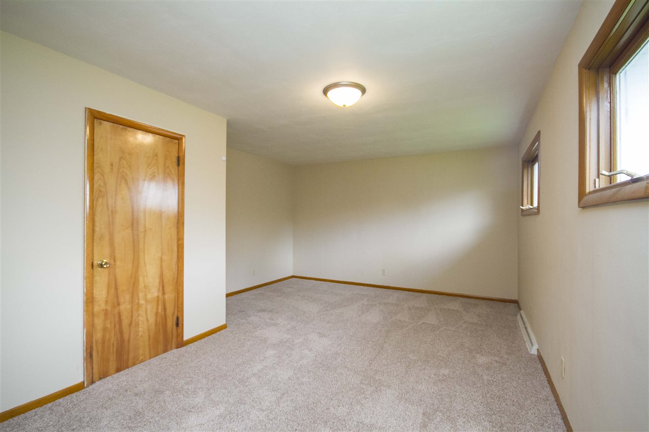 8520 Decatur Road Fort Wayne, IN 46816 - Photo 9 of 33