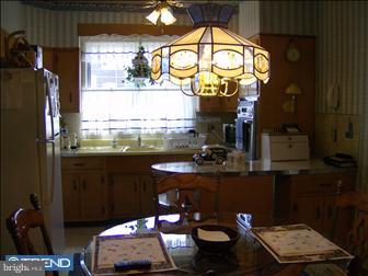 705 Marlyn Road Philadelphia, PA 19151 - Photo 4 of 6 Kitchen
