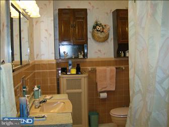 705 Marlyn Road Philadelphia, PA 19151 - Photo 5 of 6 Bathroom