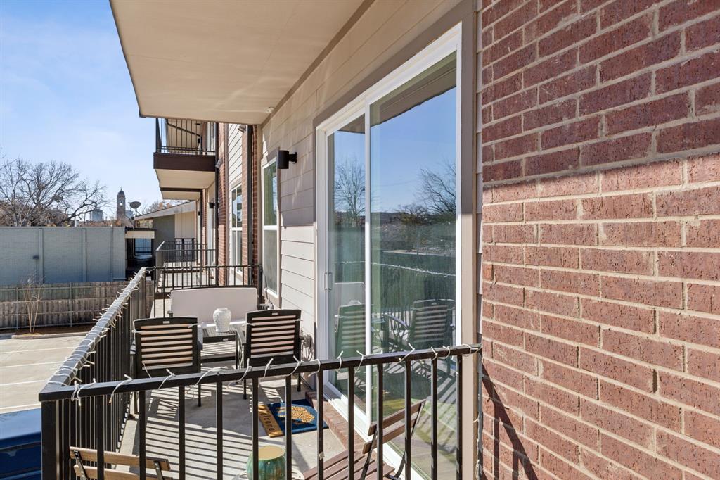 2990 Reagan Street Dallas, TX 75219 - Photo 17 of 20 a view of balcony with furniture