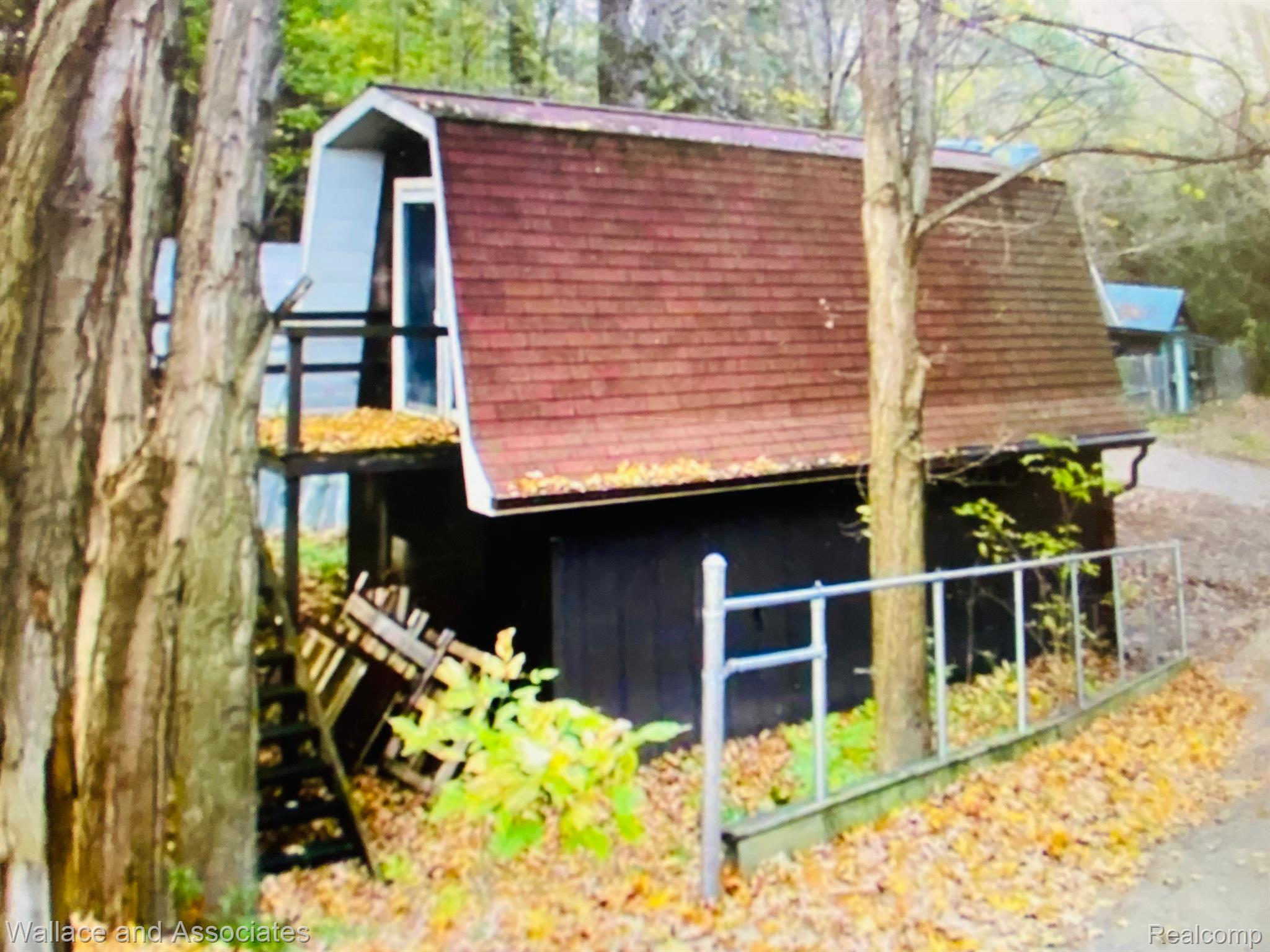 4560 Galbraith Line Road Jeddo, MI 48032 - Photo 12 of 24 Gallery Image 12