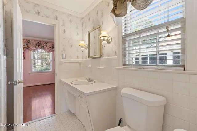 $359,900 | 615 West Main Street, Mount Olive, NC 28365