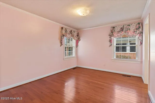 $359,900 | 615 West Main Street, Mount Olive, NC 28365