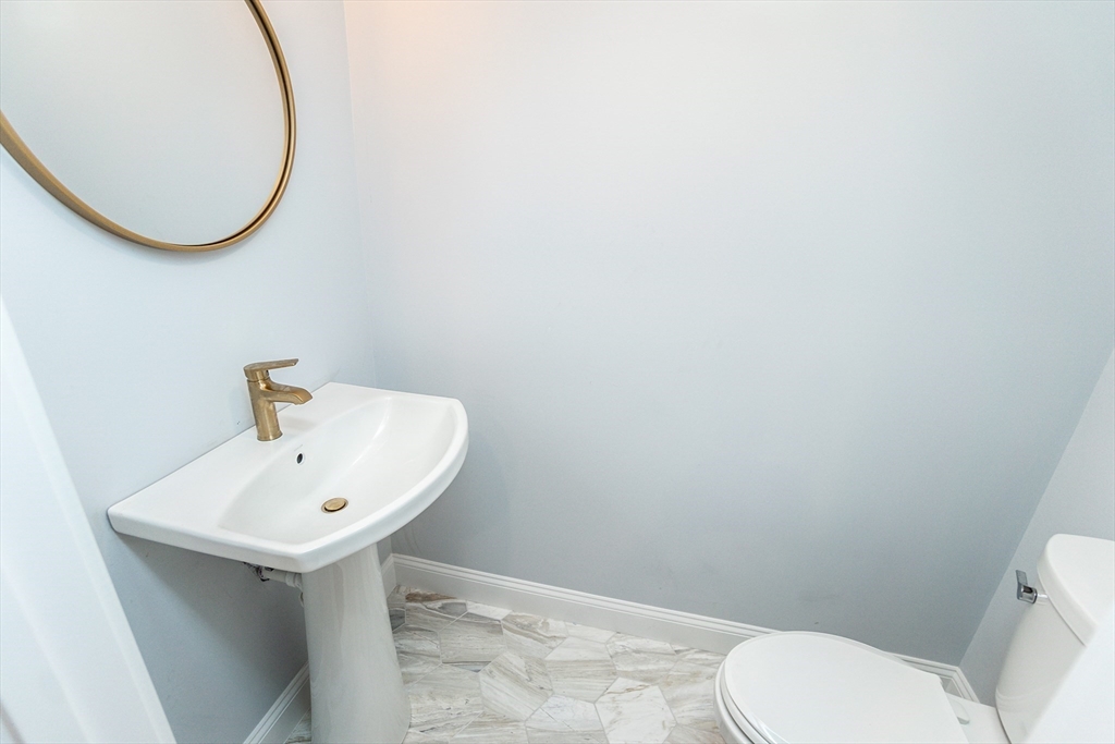 64 Prospect Street, Unit 64 Wellesley, MA 02481 - Photo 16 of 22 Gallery Image 16
