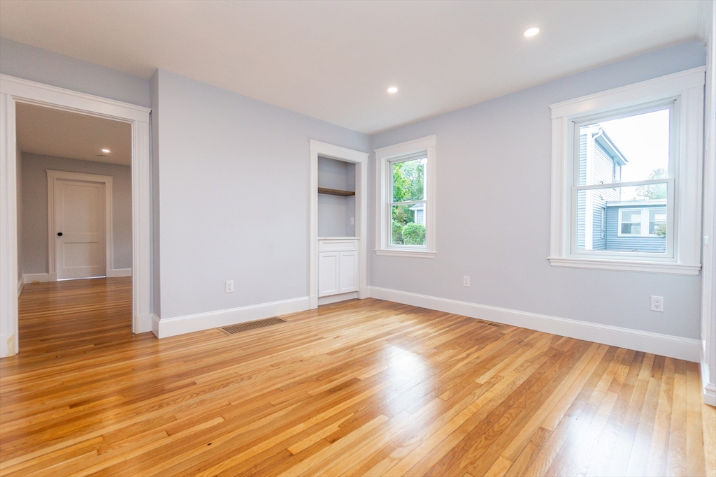 64 Prospect Street, Unit 64 Wellesley, MA 02481 - Photo 7 of 22 Gallery Image 7