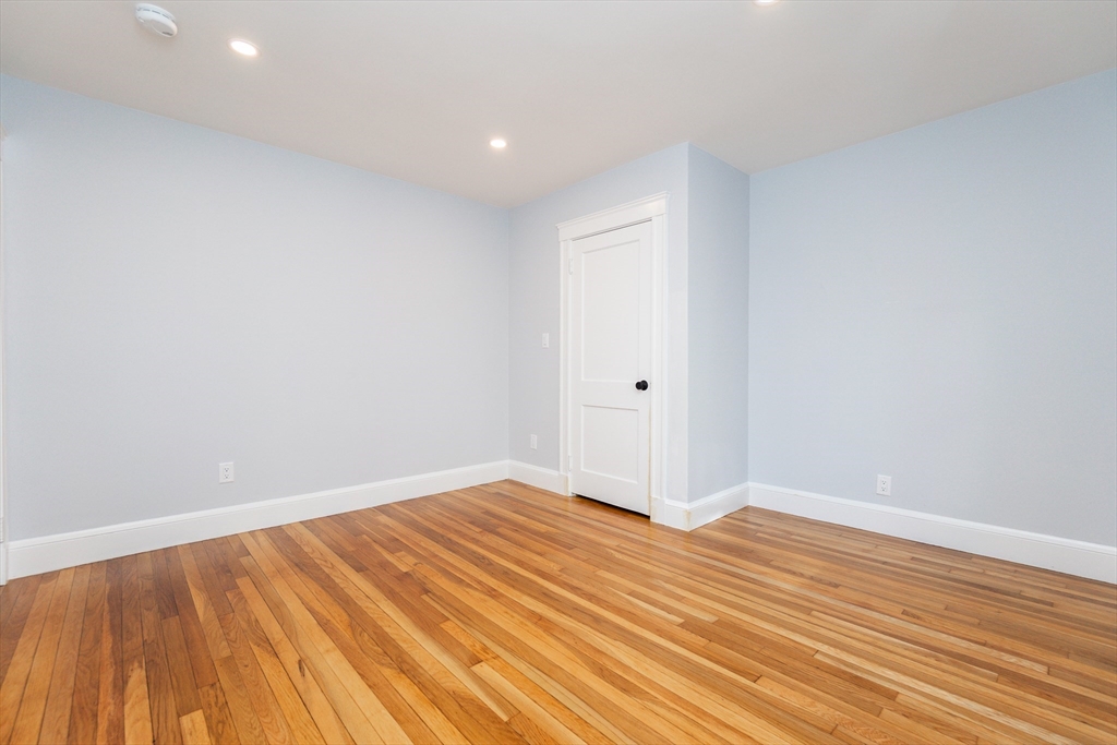 64 Prospect Street, Unit 64 Wellesley, MA 02481 - Photo 10 of 22 Gallery Image 10