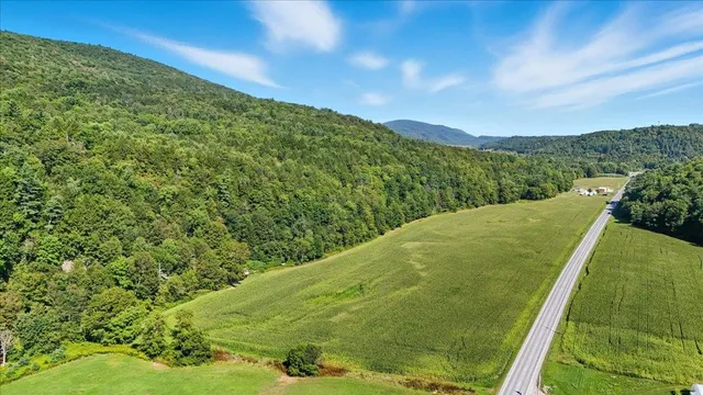 $2,080,000 | 1433 North 116 Road, Bristol, VT 05443