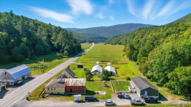 $2,080,000 | 1433 North 116 Road, Bristol, VT 05443