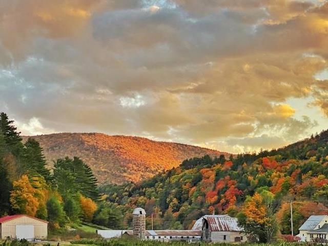 1433 North 116 Road Bristol, VT 05443 - Photo 3 of 60