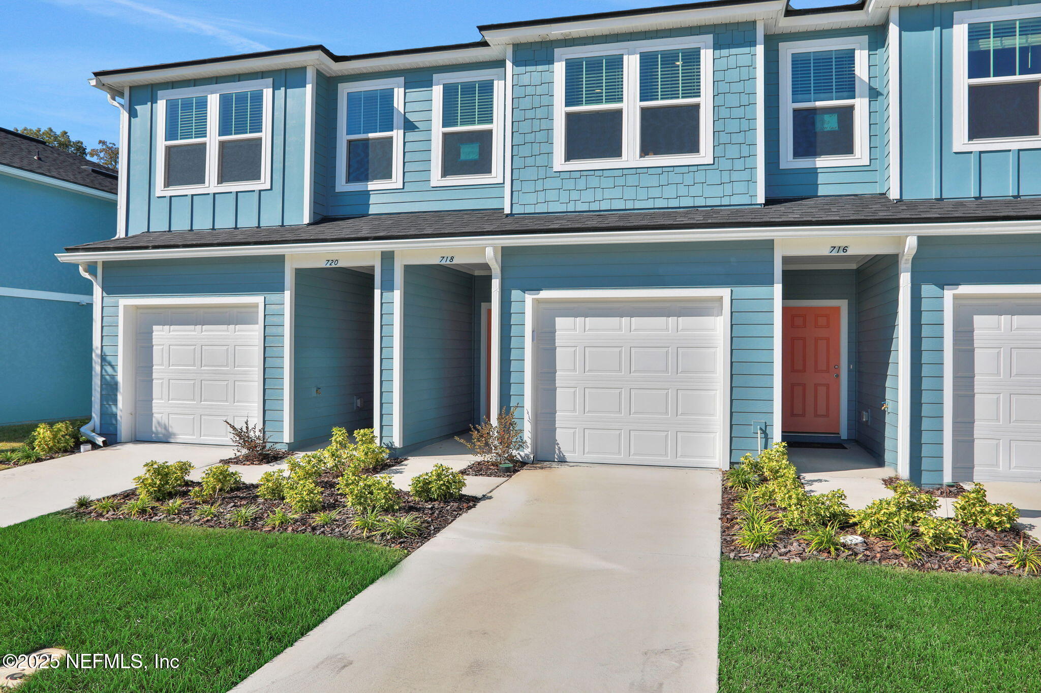 735 Sailor Grove Lane Jacksonville, FL 32221 - Photo 3 of 30 3-web-or-mls-7O0A2671 (3)