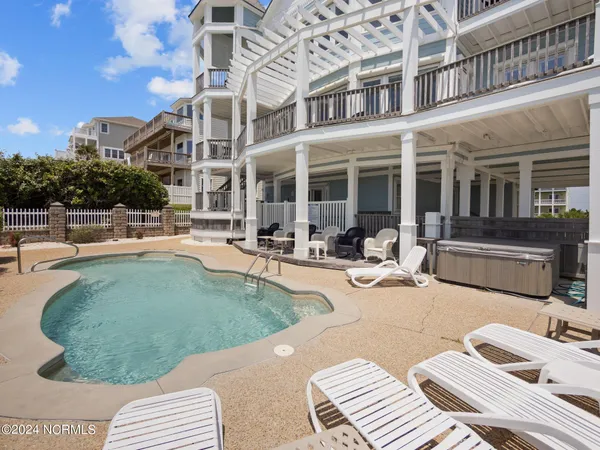 $3,699,900 | 3107 Ocean Drive, Emerald Isle, NC 28594