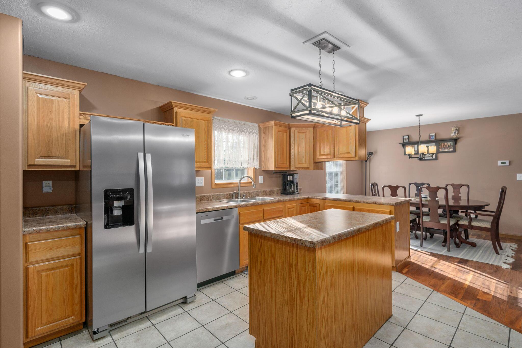 14667 Cleveland Road Southwest Pataskala, OH 43062 - Photo 11 of 33 Kitchen