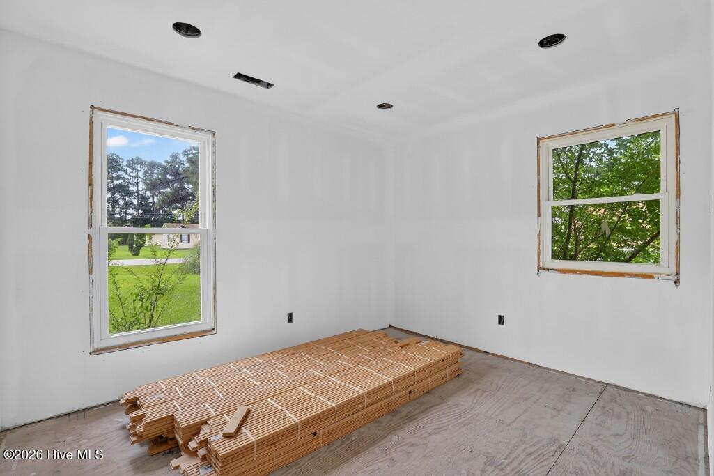 602 West Thurman Road New Bern, NC 28562 - Photo 6 of 16 Gallery Image 6