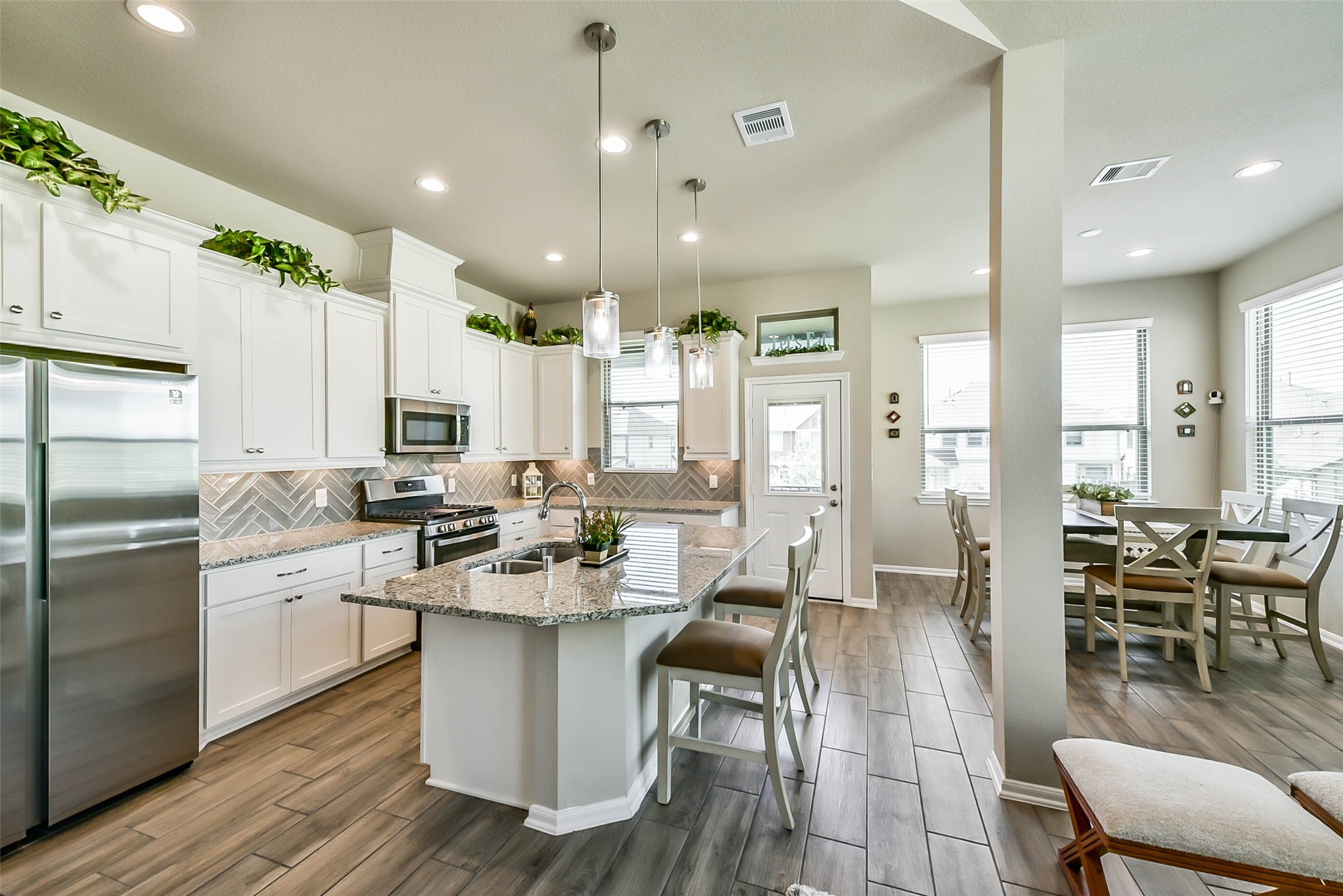 16207 Rattlesnake Run Trail Cypress, TX 77433 - Photo 9 of 42