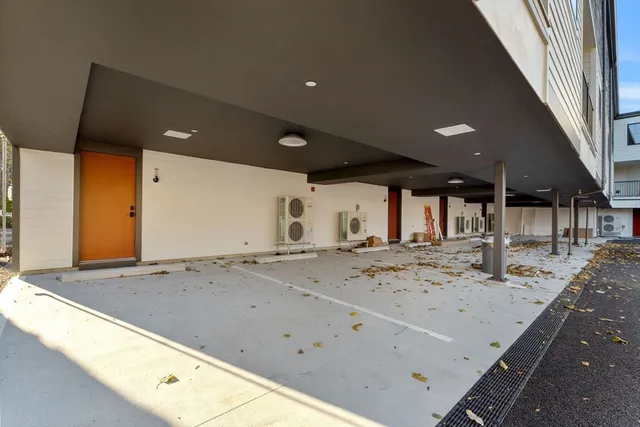 a view of a storage & utility room