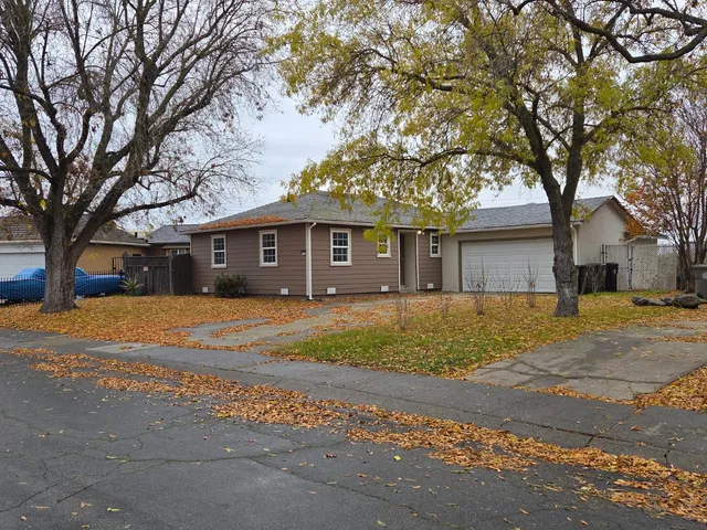 $406,950 | 6462 Golf View Drive, Sacramento, CA 95822