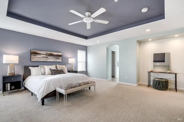 $1,070,000 | 10 Summerbrooke Circle, Napa, CA 94558