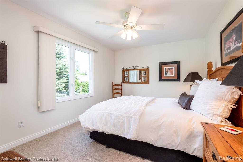 3196 Fairgrove Terrace Rochester Hills, MI 48309 - Photo 31 of 41