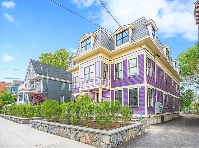 $3,995 | 34 Dix Street, Unit 5, Boston, MA 02122