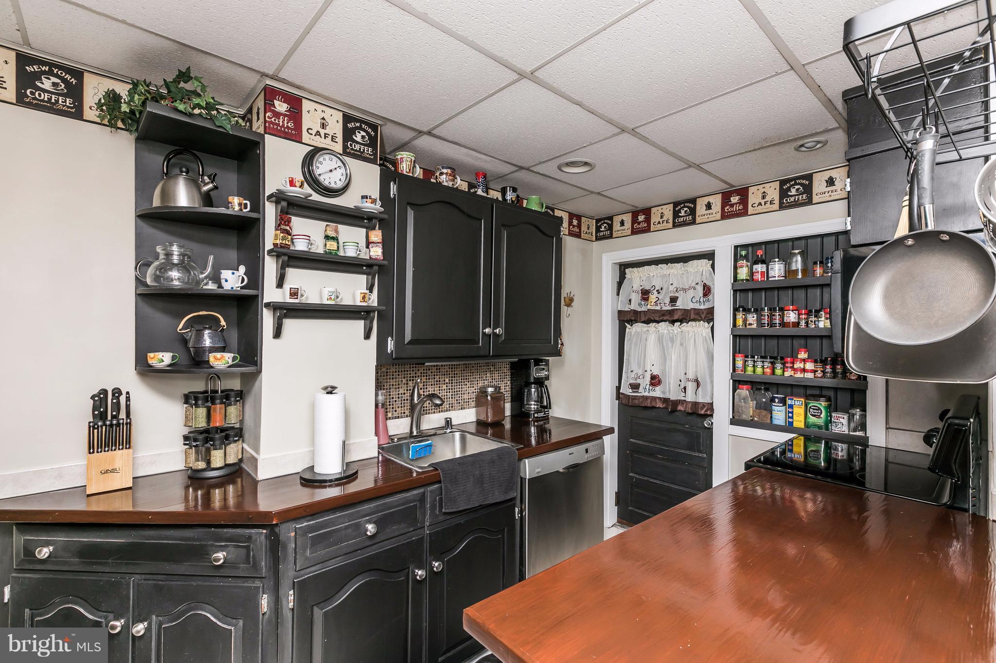 226 Arden Road West Baltimore, MD 21225 - Photo 11 of 29 Kitchen