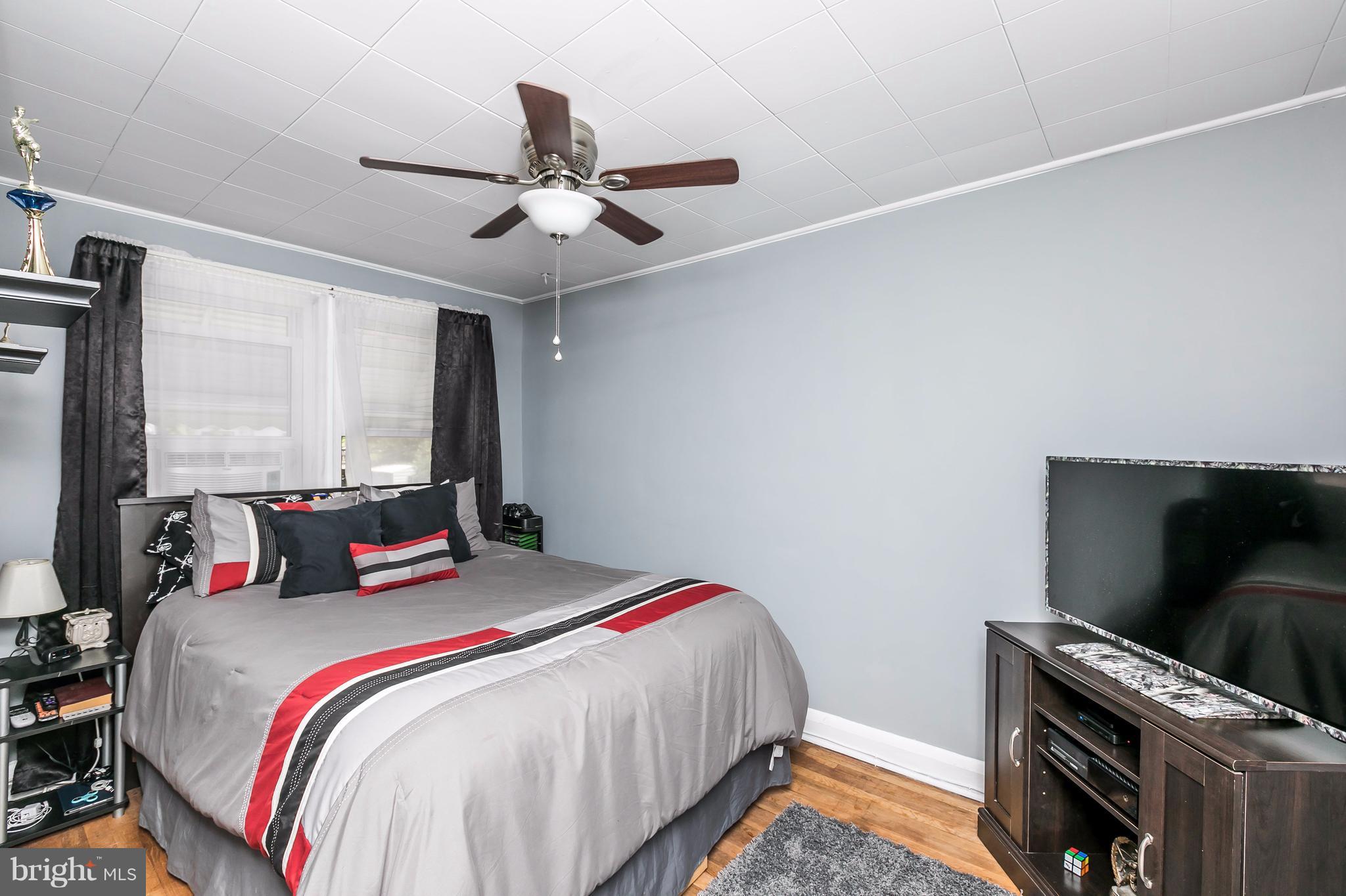 226 Arden Road West Baltimore, MD 21225 - Photo 15 of 29 Bedroom 2