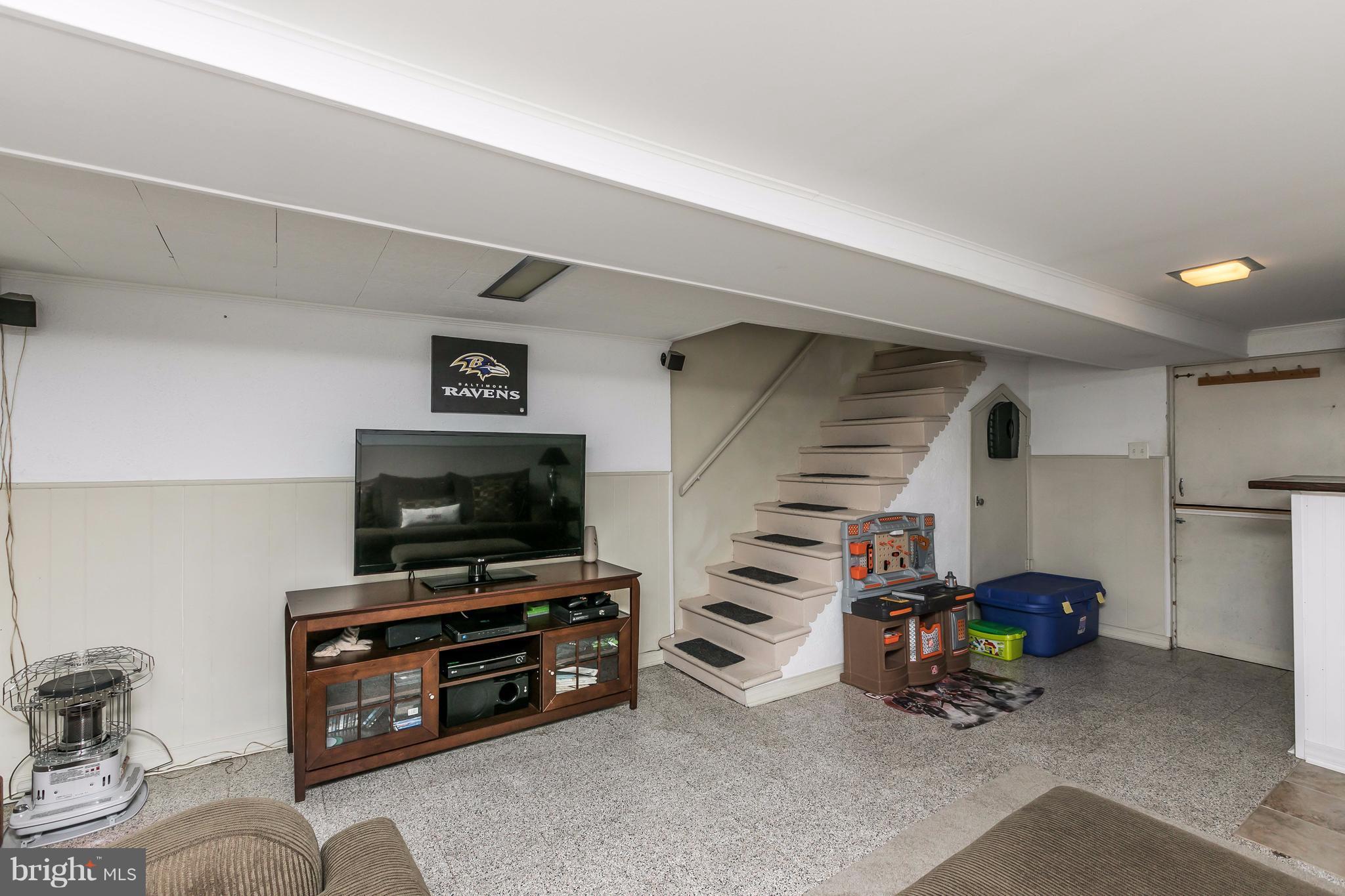 226 Arden Road West Baltimore, MD 21225 - Photo 25 of 29 Family Room in finished basement