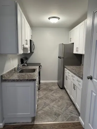 $2,075 | 210 Bergenline Avenue, Unit 8, Union City, NJ 07087