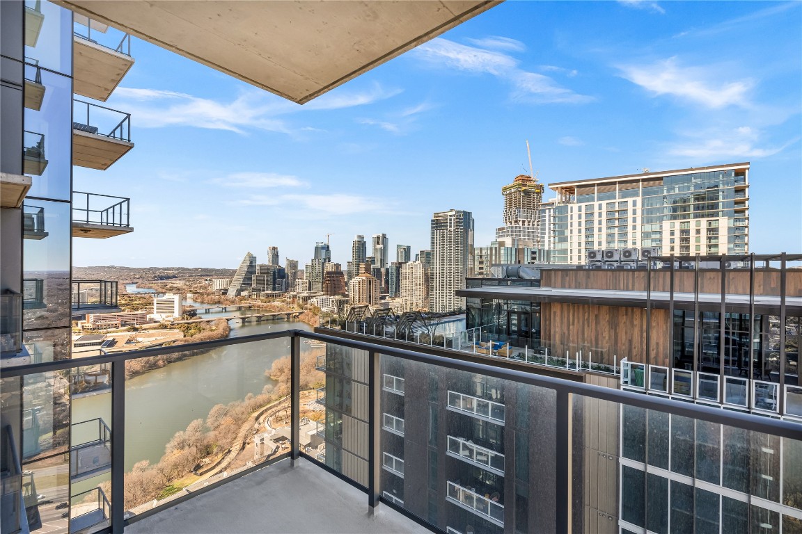 44 East Avenue, Unit 3107 Austin, TX 78701 - Photo 30 of 40 a view of city from balcony