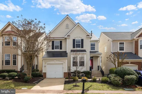 $4,300 | 7689 Graysons Mill Lane, Lorton, VA 22079