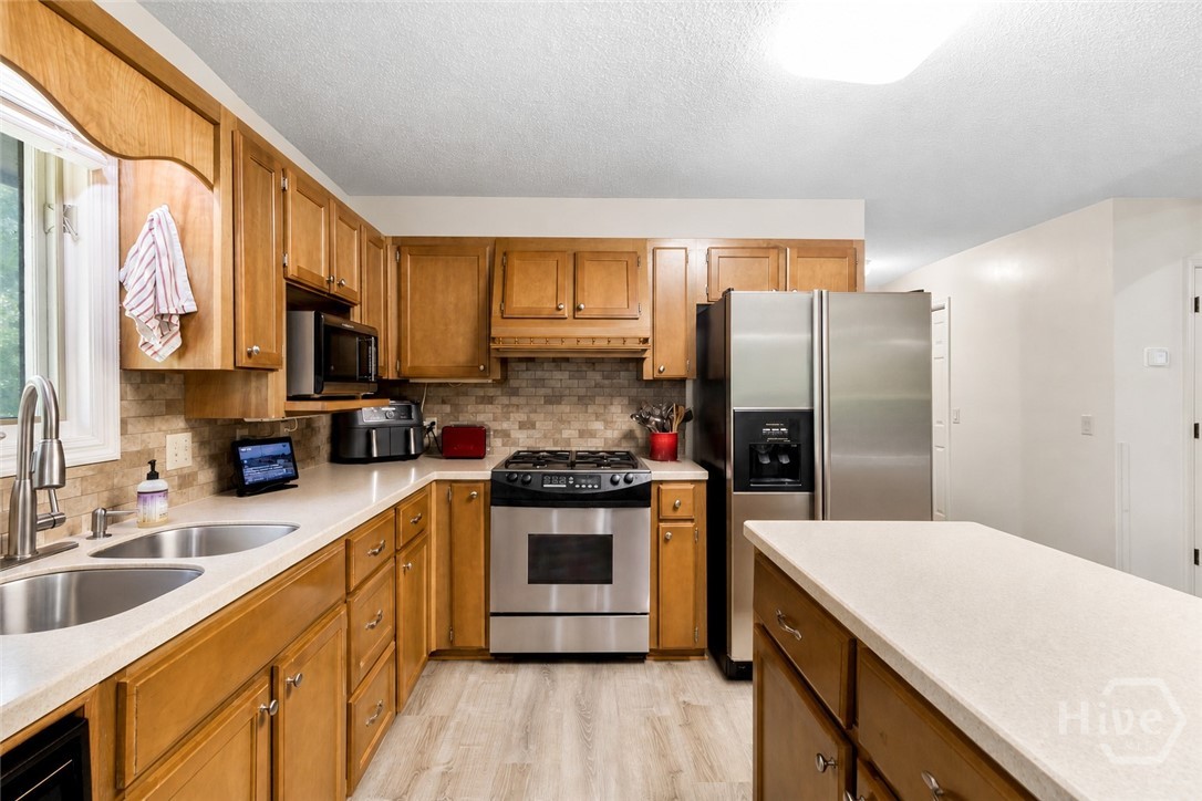 198 Dutchman's Cove Road Midway, GA 31320 - Photo 11 of 39 Kitchen