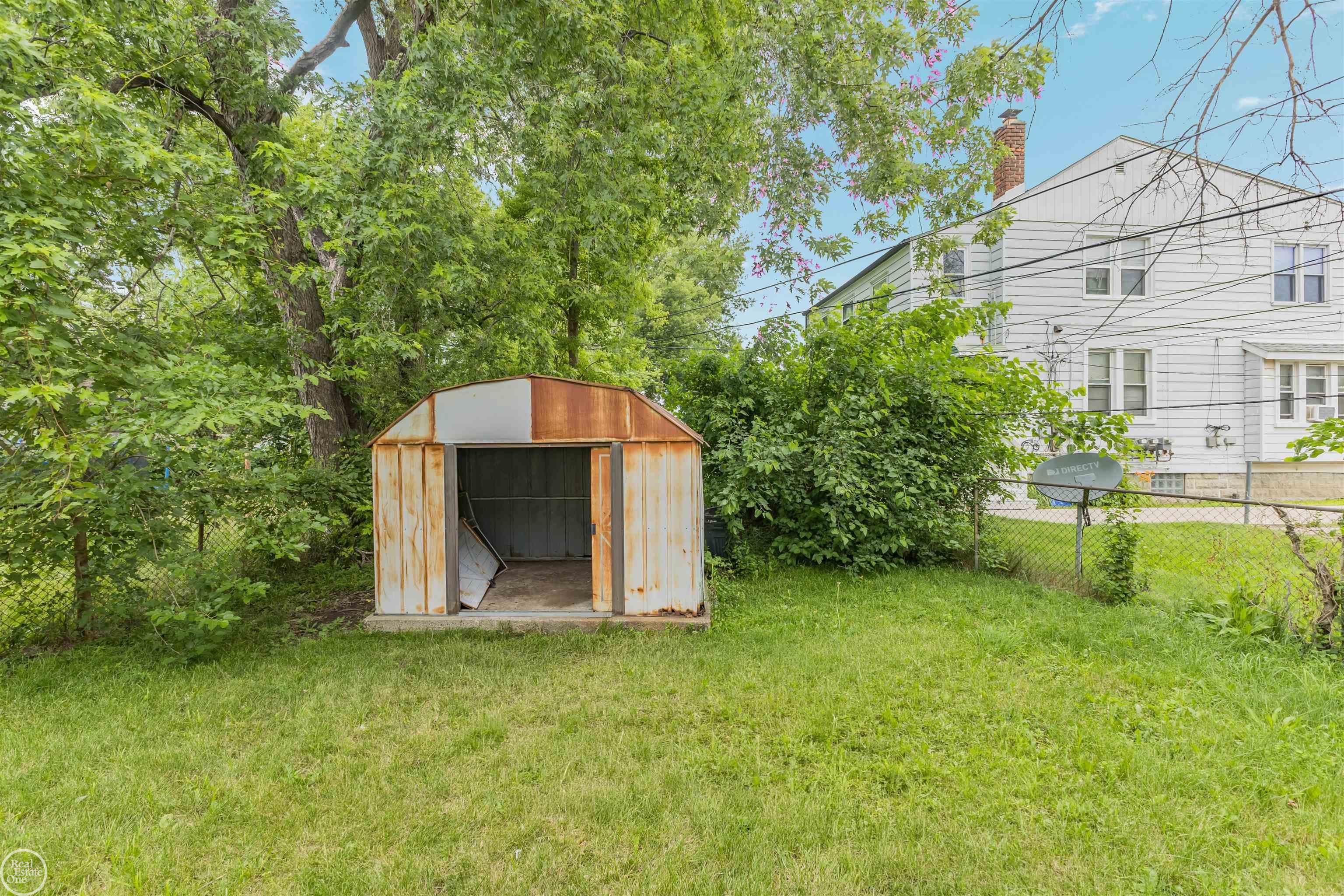 6793 Prospect Avenue Warren, MI 48091 - Photo 34 of 39