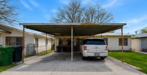 $119,000 | 513 Scott Street, Tye, TX 79563