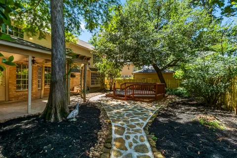 $675,000 | 78 North Cochrans Green Circle, The Woodlands, TX 77381