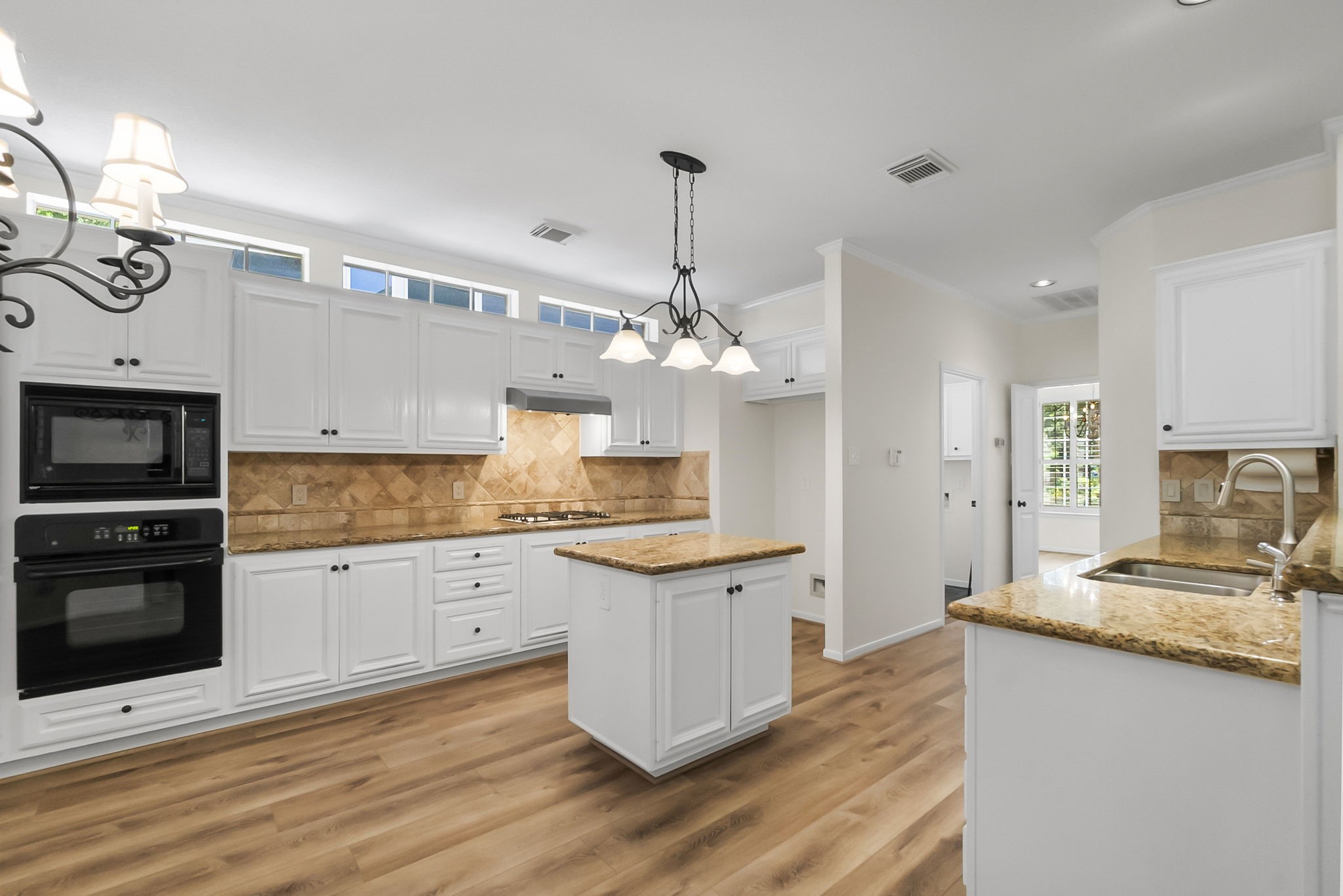 78 North Cochrans Green Circle Spring, TX 77381 - Photo 9 of 32